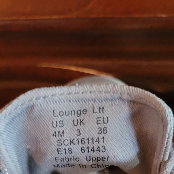 Sperry Tie Shoes - Picture 10 of 11